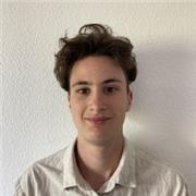 Professeur particulier qui donne des cours en mathématiques (ou sciences) jusqu’à la fin du lycée